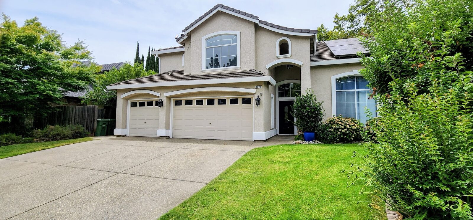 9223 Camden Lake Way selected work