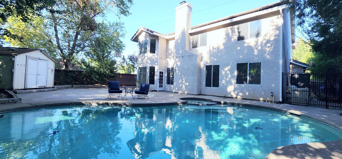 Camden pool and spa